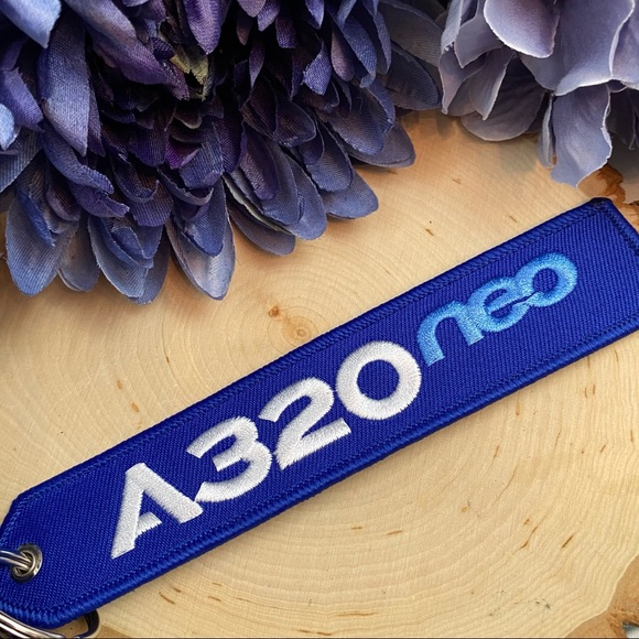 Airbus 320 Aviator Keychain Luggage Tag - Picture 10 of 12